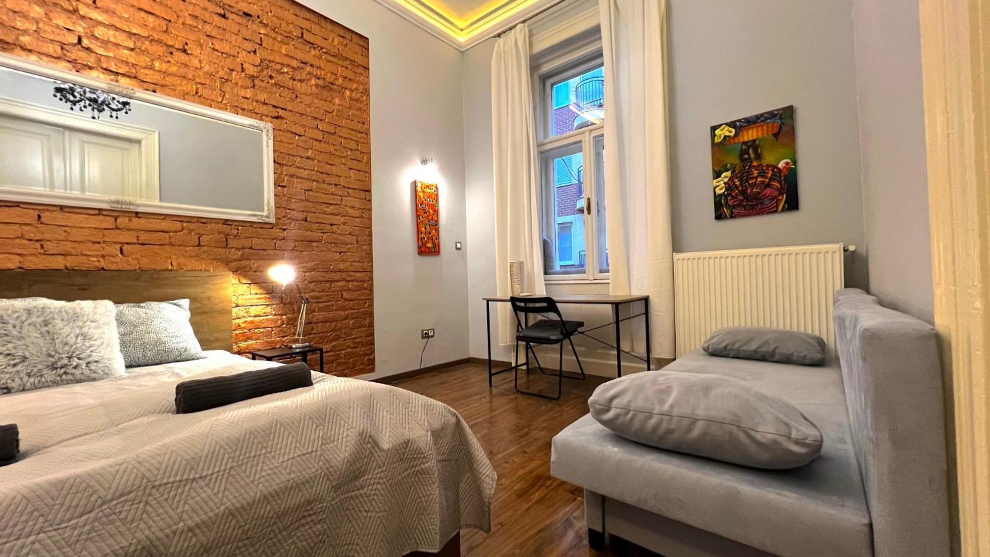 V6 Apartment By Small Home Budapest Eksteriør billede
